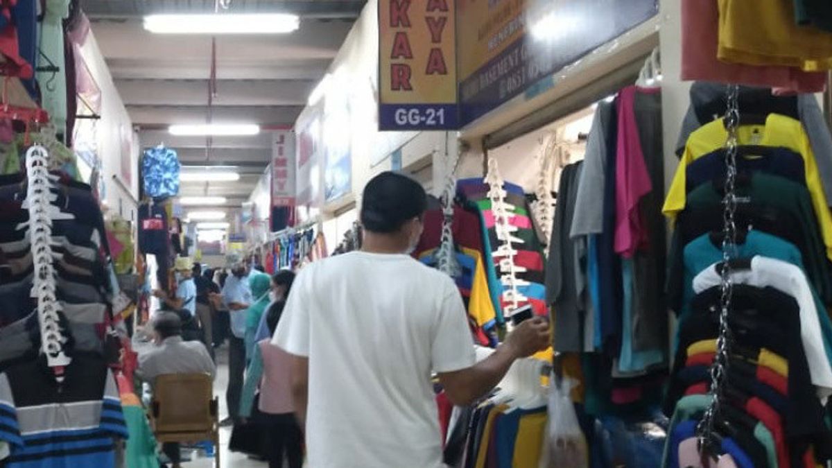 Pelonggaran PPKM Belum Mampu Dongkrak Pembeli di Pasar Klewer Solo