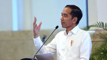 Jokowi: Masyarakat Berperan Besar Menekan Penyebaran COVID-19