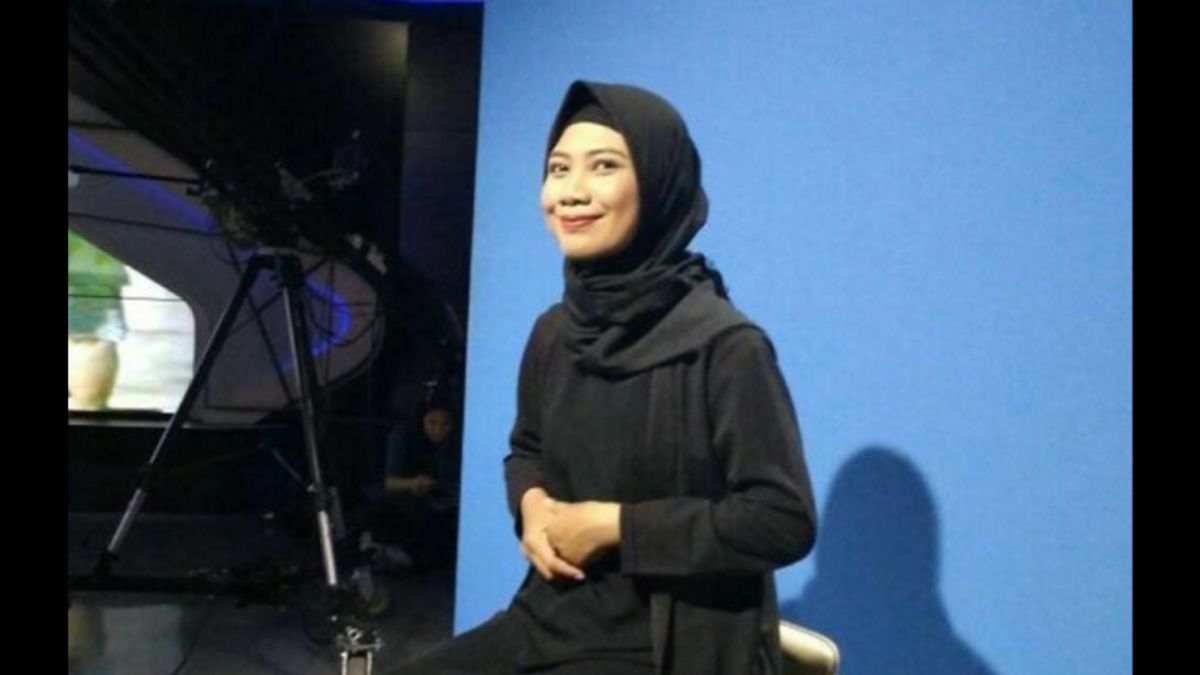 Viral Asyik Joged Ojo Dibandingke dengan Bahasa Isyarat, Ini Sosoknya: Winda Utami