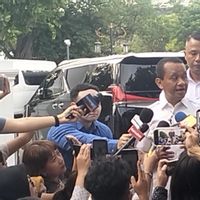 Bahlil Uji CNG untuk Ganti LPG 3 Kg, Tekanan Tabungnya Besar