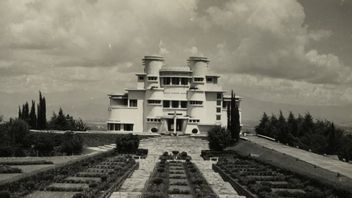 Vila Isola Isomikan Oleh DW Berretty Dalam Sejarah Hari Ini, 17 Desember 1933