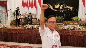 Relawan Jokowi Mania yang Aktif Kritik Pemerintah Hanya Noel, Denny Siregar: Jangan-jangan Anggotanya Dia <i>Doang</i> 
