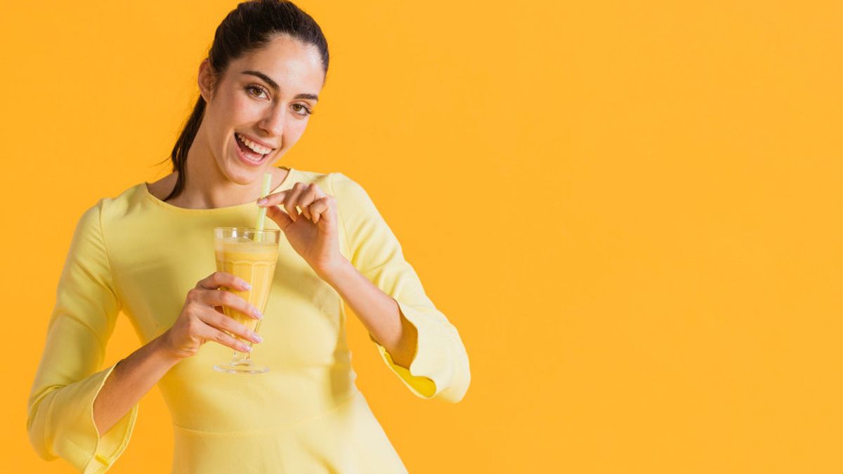 7 Minuman Tinggi Serat yang Bantu Pencernaan Anda Tetap Lancar saat Ramadan