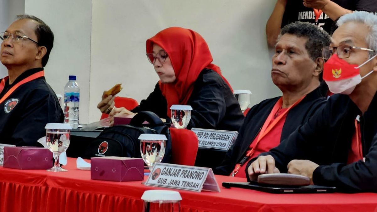 From Ganjar Pranowo To Wayan Koster Sitting Nicely Listening To Risma's Material At The PDIP National Working Meeting