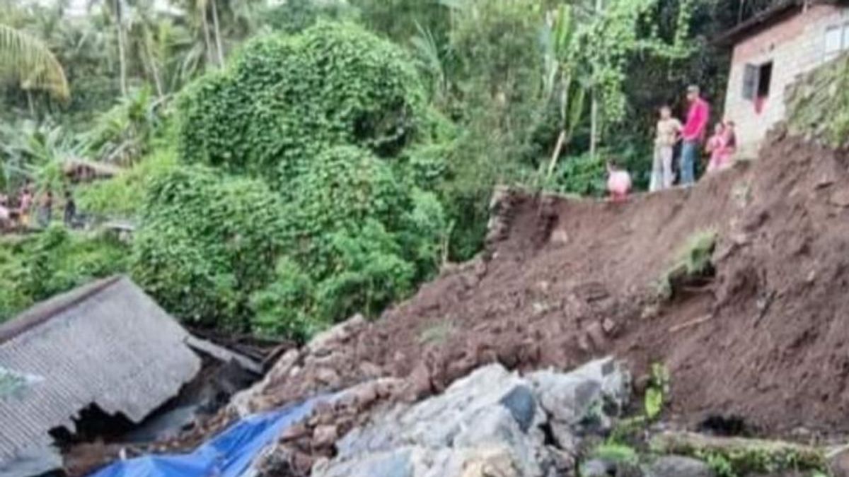Longsor di Pulau Adonara Timpa 2 Rumah, Besok Pemkab Flores Timur Turun ke Lokasi Bencana