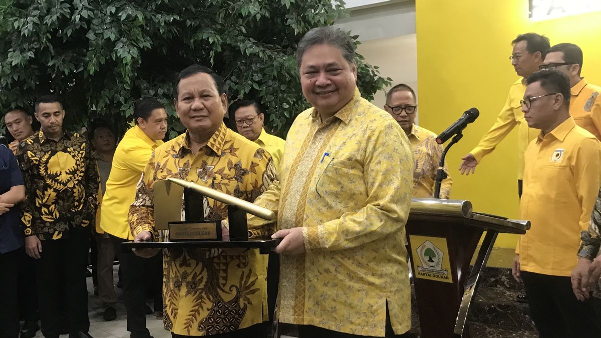 希望在2024年获胜,Golkar Beri Prabowo Cangkul Emas