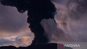 PVMBG Reminds Marapi Eruption Potential Despite Declining Status