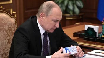 Rusia Tetap Lanjutkan Program Antariksa Independen Meskipun Muncul Skandal Korupsi