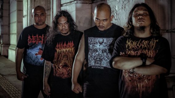 GrausiG Rilis Ulang <i>Abandoned Forgotten & Rotting Alone</i>, Kini Lebih 'Sakit