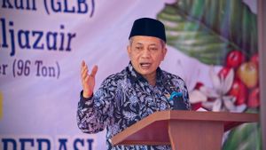 Menkop Lepas Ekspor 5 Kontainer Kopi Koperasi Produsen Gunung Luhur Berkah ke Aljazair