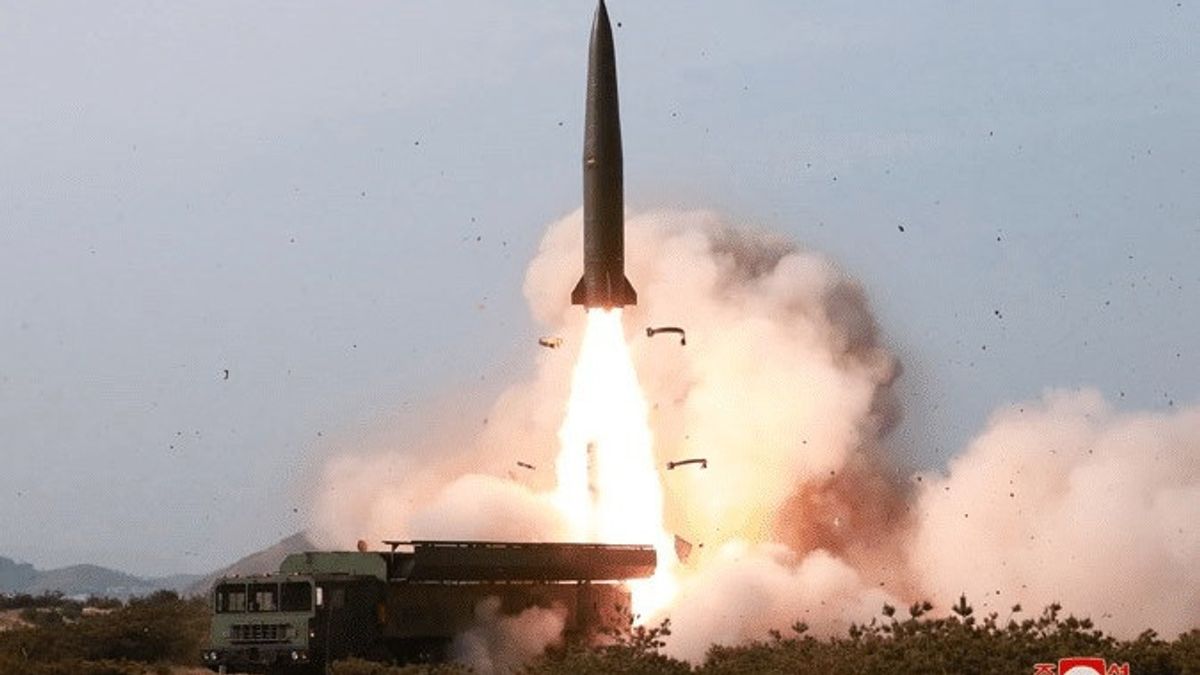 La Corée Du Nord Lance Un Missile Balistique, Les Services De Renseignement Sud-coréens Et Américains Effectuent Une Analyse