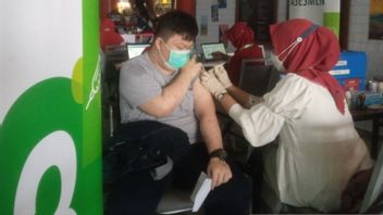 Cegah Varian Omicron, Pemkot Makassar Optimalkan Vaksinasi 