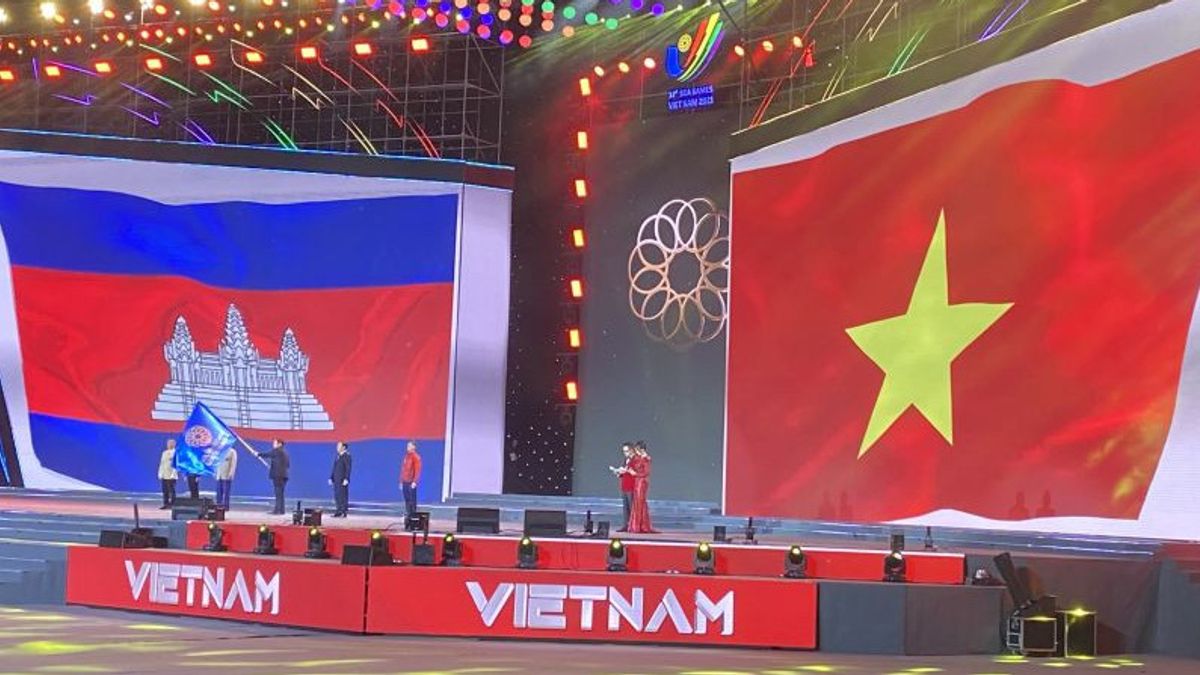 SEA Games ke-31 Resmi Berakhir, Vietnam Serahkan Bendera  Ajang Olahraga Multievent Dua Tahunan ke Kamboja