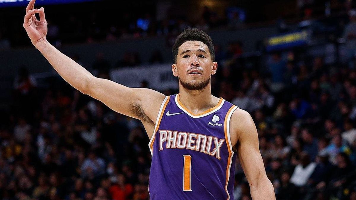 Performa Dominan Devin Booker Bawa Phoenix Suns ke Posisi Playoff