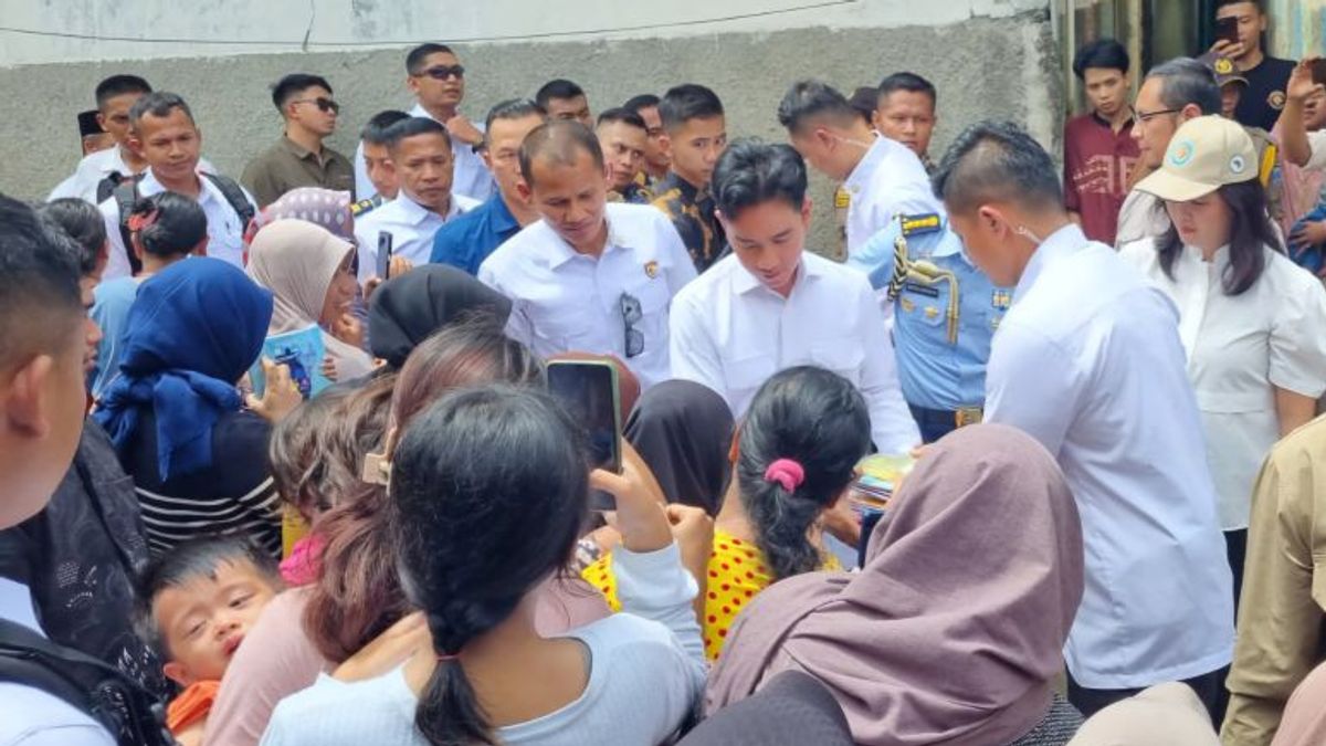 Vice President Gibran meets Babakan Penghulu residents to absorb aspirations for populist development programme