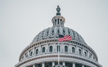 Trump Meradang, Bos FBI Akhirnya Serahkan Daftar Nama Pegawai yang Selidiki Serangan Gedung Capitol