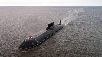 ロシアの最新の原子力潜水艦ゲラリシムス・スヴォーロフは、16発のブラバ弾道ミサイルを装備して、太平洋に出航する準備ができています