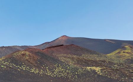 Gunung Berapi Etna dan Stromboli di Italia Meletus, Bandara Catania Ditutup