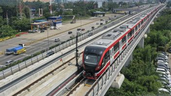 내일 트랜스자카르타, MRT 및 LRT 요금은 하루에 Rp1입니다.