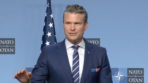 Menteri Trump Minta Sekutu NATO Dongkrak Anggaran Beli Senjata AS untuk Ukraina