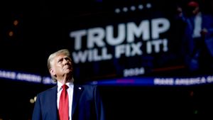 Trump Ogah Cabut Blokade Kapal Meski Iran Resmi Buka Selat Hormuz 