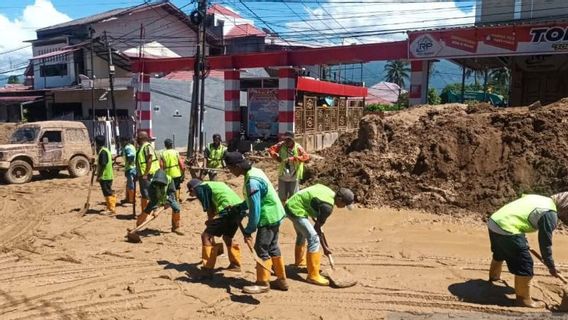 印度尼西亚：巴东市政府清点灾难造成的基础设施损坏