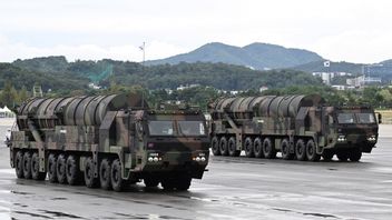Corée du Sud déploie des missiles Hyunmoo-V monstres à l'unité de première ligne
