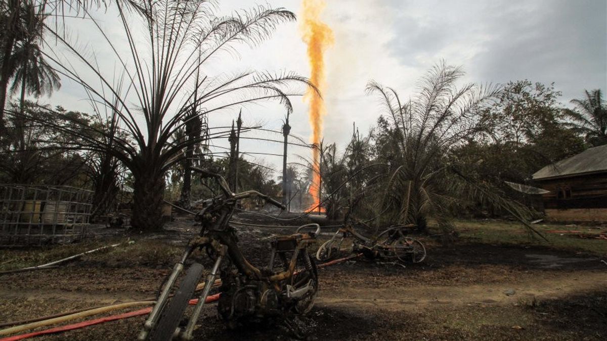 過去2週間に南スマトラ地域警察によって解体された違法な石油掘削の51件