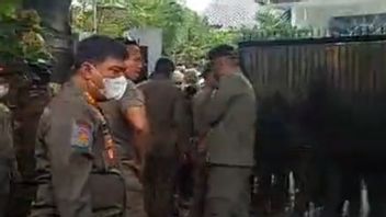 Eksekusi Rumah Wanda Hamidah di Menteng Berlangsung Ricuh, Kapolres Jakpus: Tugas Kami Hanya Pengamanan