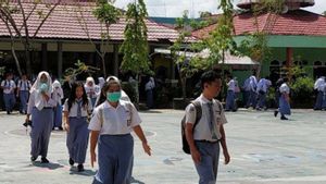 99,67 Persen Pelajar SMK di Riau Lulus Ujian, Kadis: Tak Lulus Misalnya Siswa Menikah 