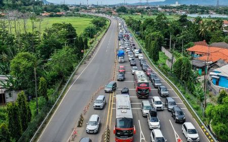 Dari 5 Gerbang Tol, Volume Lalin Keluar Jakarta Terbanyak di GT Merak Sebanyak 28.432 Kendaraan