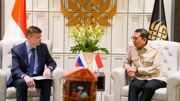 وزير الثقافة يفتح خيارات مذكرة تفاهم ثقافية بين إندونيسيا وروسيا ، تم التحدث عن تمثال شايريل أنور في سانت بطرسبرغ