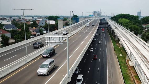 Beware of Traffic Jams, Jasa Marga Closes Lane 1 and Shoulder of MBZ Elevated Toll Road