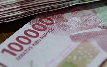 Rapor Buruk Rupiah Rabu: Amblas 138 Poin, Melemah Sendirian di Kawasan Asia Pasifik