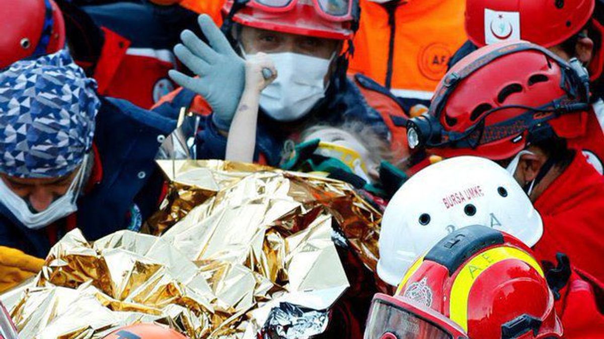Gadis 3 Tahun Ditemukan Selamat di Apartemen yang Roboh Akibat Gempa di Turki