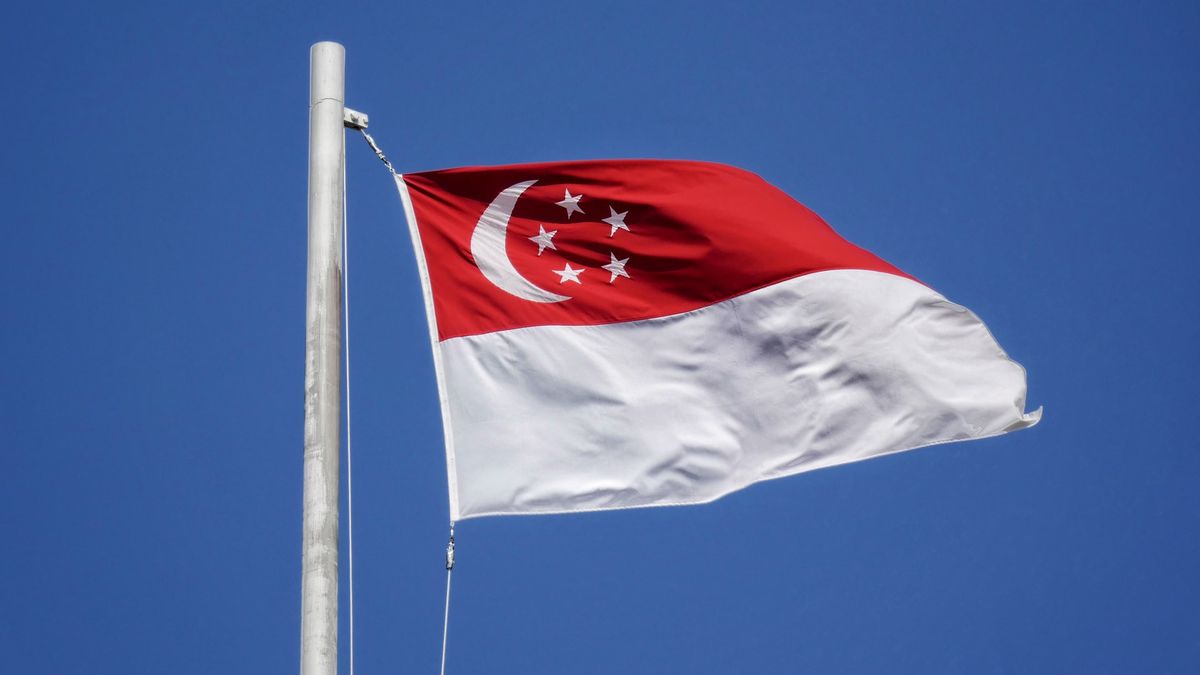 新加坡被控107起腐败案，11年受贿250亿新元