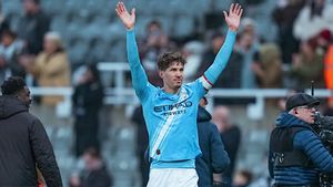 Ruben Dias dan John Stones Terhindar dari Cedera Jangka Panjang