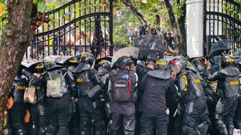 Aksi 13 Agustus Ricuh, Kapolresta Pati: Don't Be Emotional, We Don't Want Any Victims