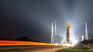 Gara-gara Badai Ian NASA Tunda Peluncuran Artemis I Hingga Akhir November