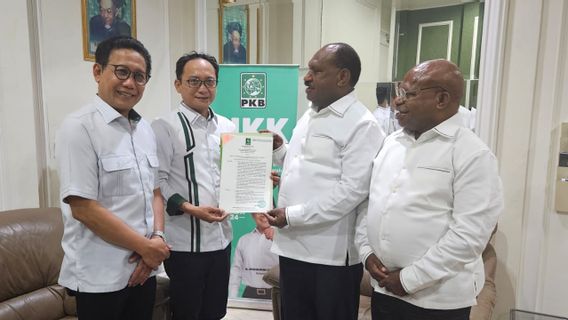 PKB Officially Promotes Willem Wandik-Aloysius Giyai In The Central Papua Gubernatorial Election