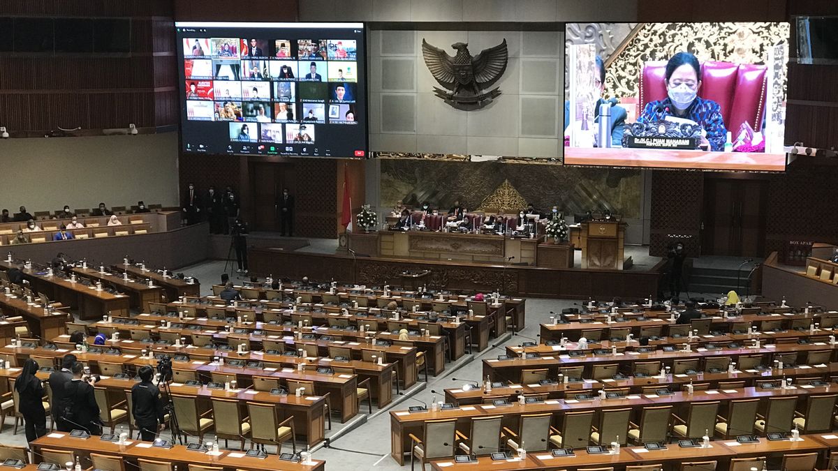 DPR Plenary Legislative Isma Yatun And Haerul Saleh Become Members Of The BPK