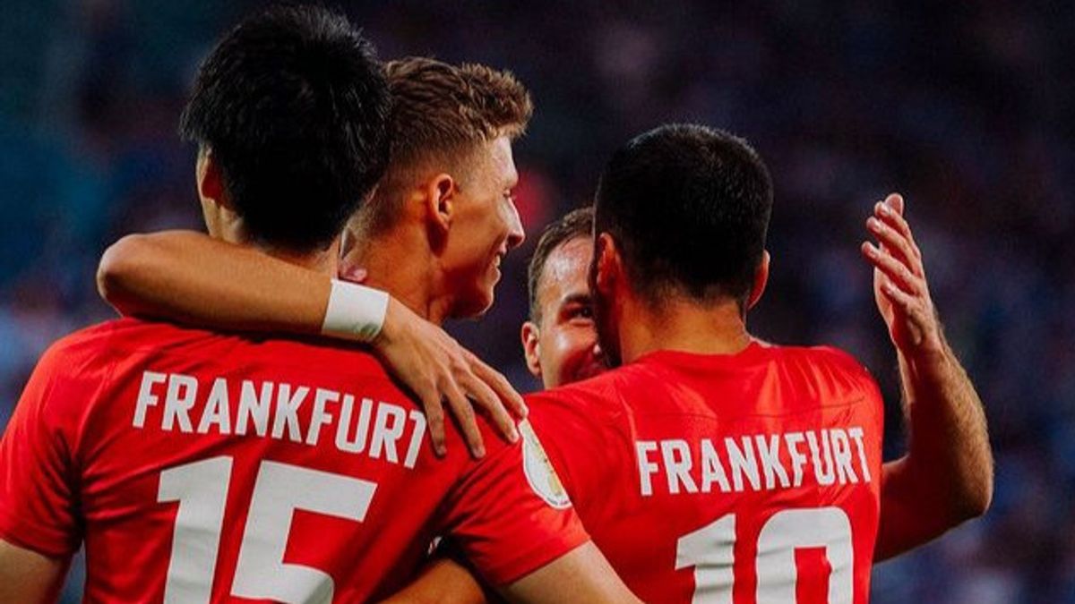  Pelatih Eintracht Frankfurt Berambisi Rusak Momentum Real Madrid di Final Piala Super Eropa 2022