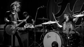 Foo Fighters Menghentak Jakarta dengan Pembuka Setlist Ikonik