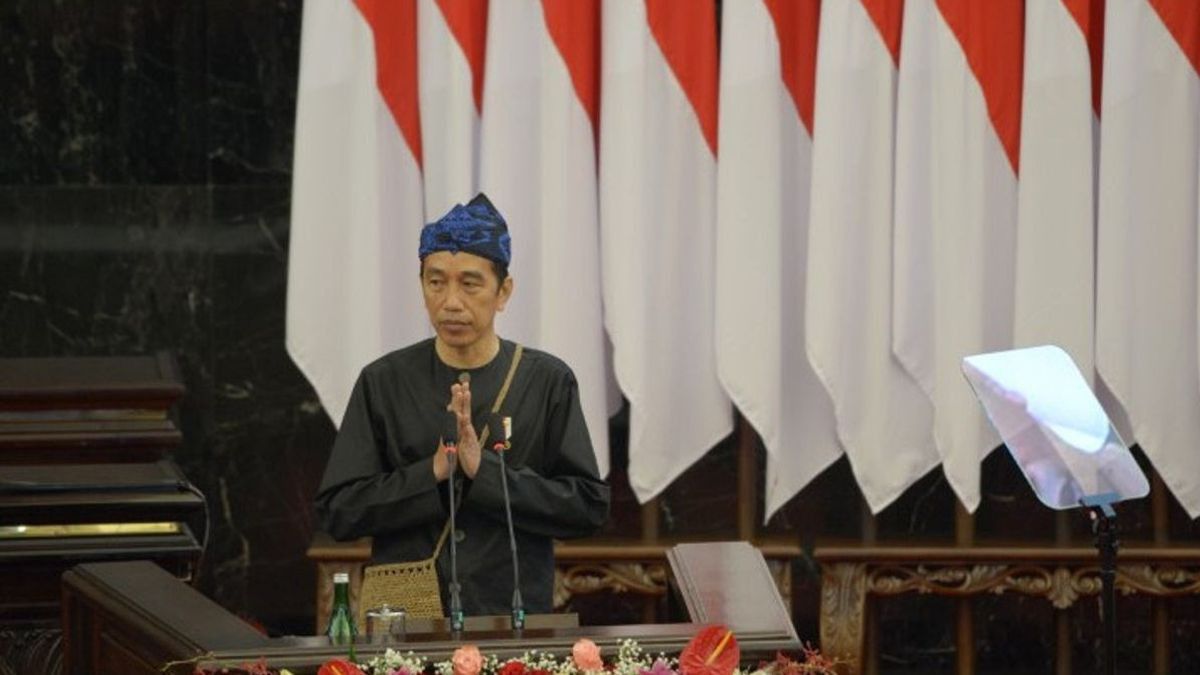 'السحرية' Jokowi لا يزال يشعر، Baduy أزياء الحرفيين حتى طغت يلبي طلب المشتري