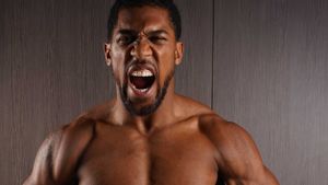 Persiapan Hadapi Jake Paul, Anthony Joshua Ditangani Tim Pelatih Oleksandr Usyk