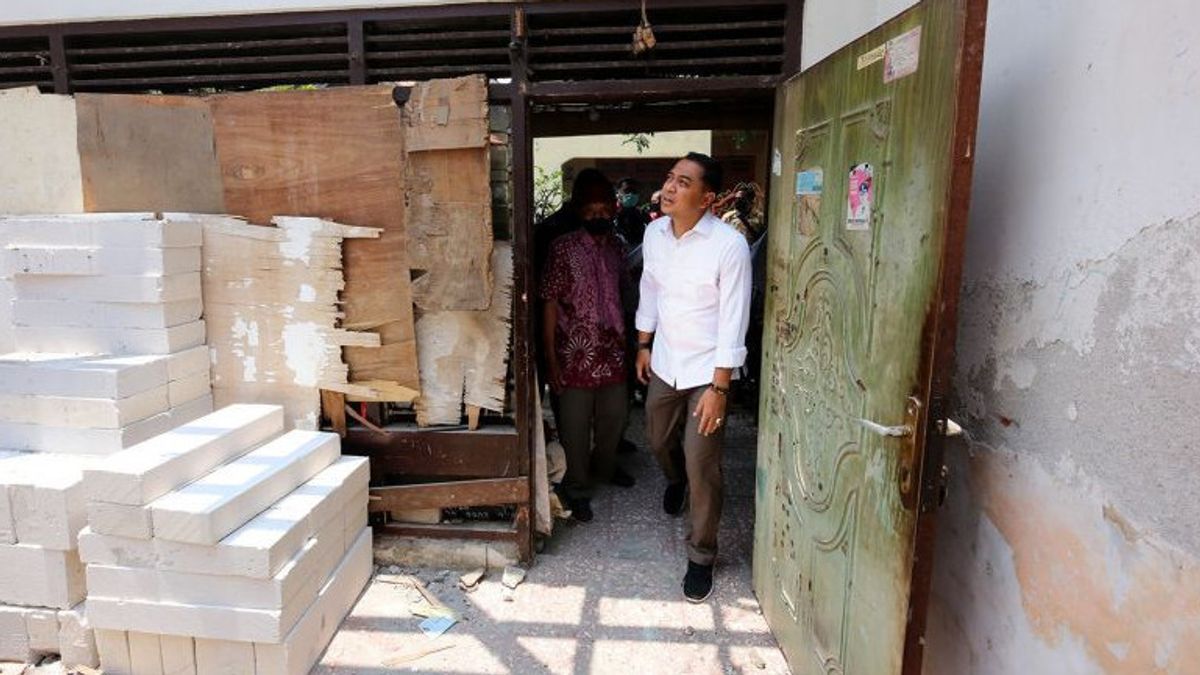 Wali Kota Cak Eri: Program ‘Dandan Omah’ di Surabaya Perbaiki Ekonomi Warga
