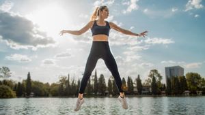 Mengenal Squat Jump, Manfaat, dan Cara Melakukannya dengan Benar