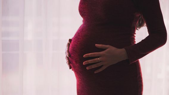 研究表明，COVID-19可能会进入胎盘，导致胎儿在子宫内死亡