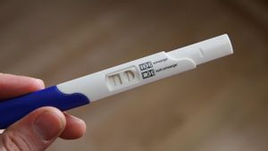 Ingin Mendapatkan Hasil Akurat? Begini Cara Menggunakan Test Pack yang Benar