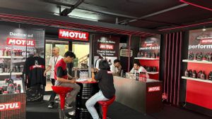 Motul Hadirkan Pelumas API SQ hingga Merchandise Eksklusif di IIMS yang Sukses Diburu Pengunjung